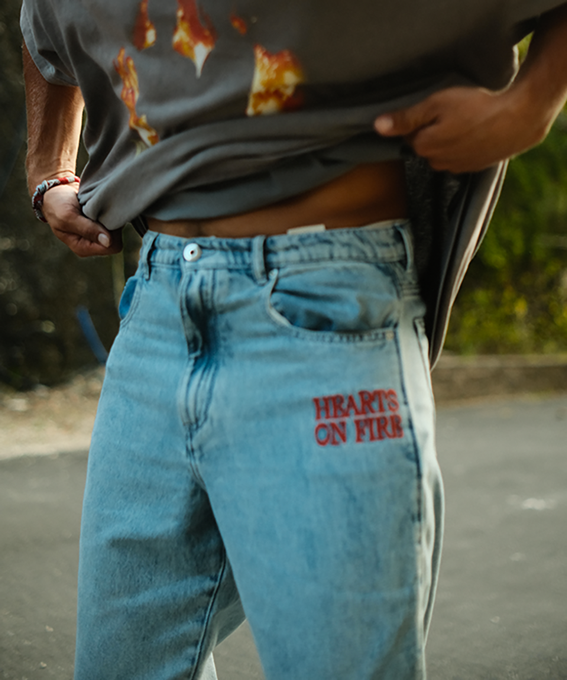 Denim pants (reel)