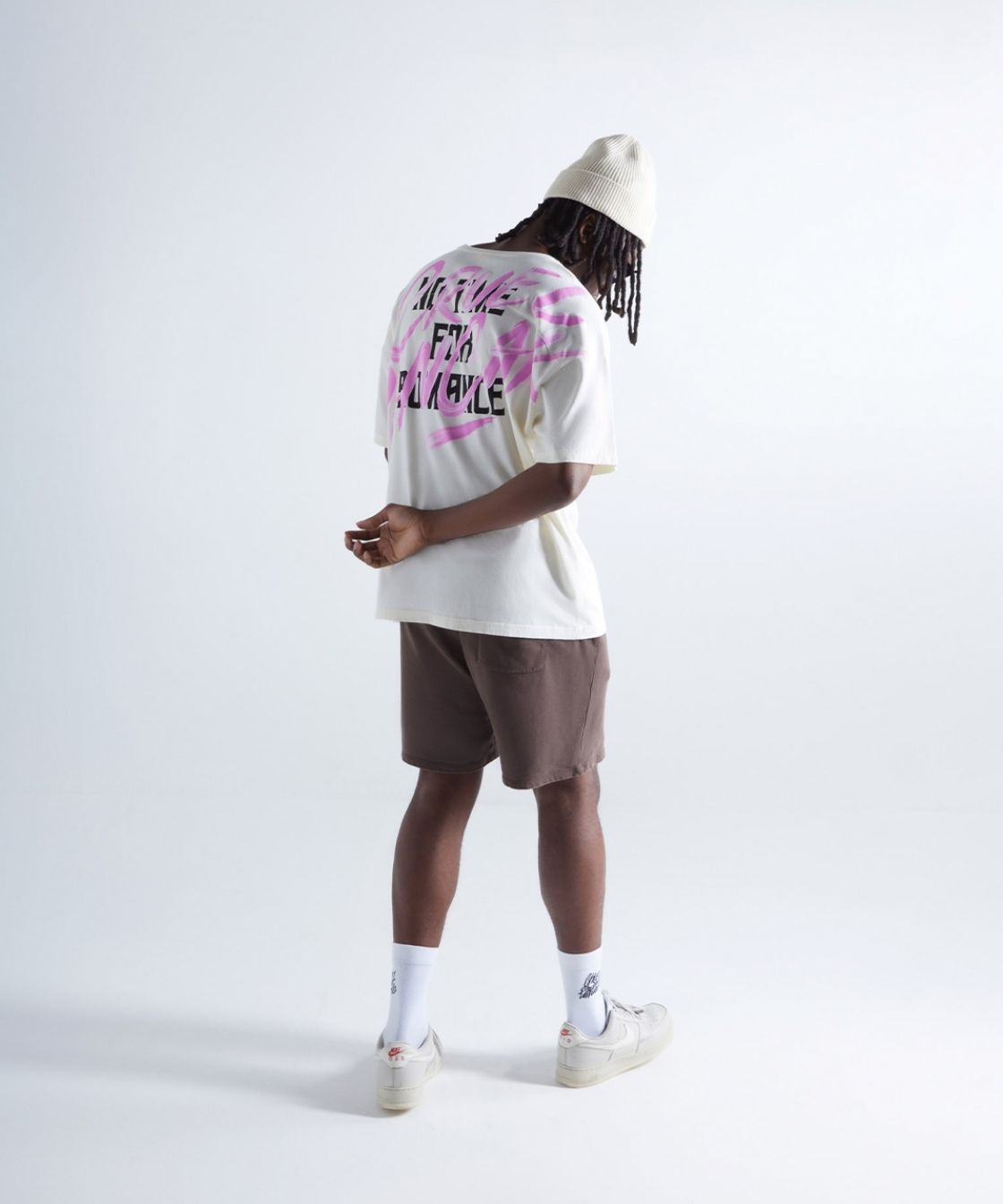 No Time for Romance T-shirt - Off white