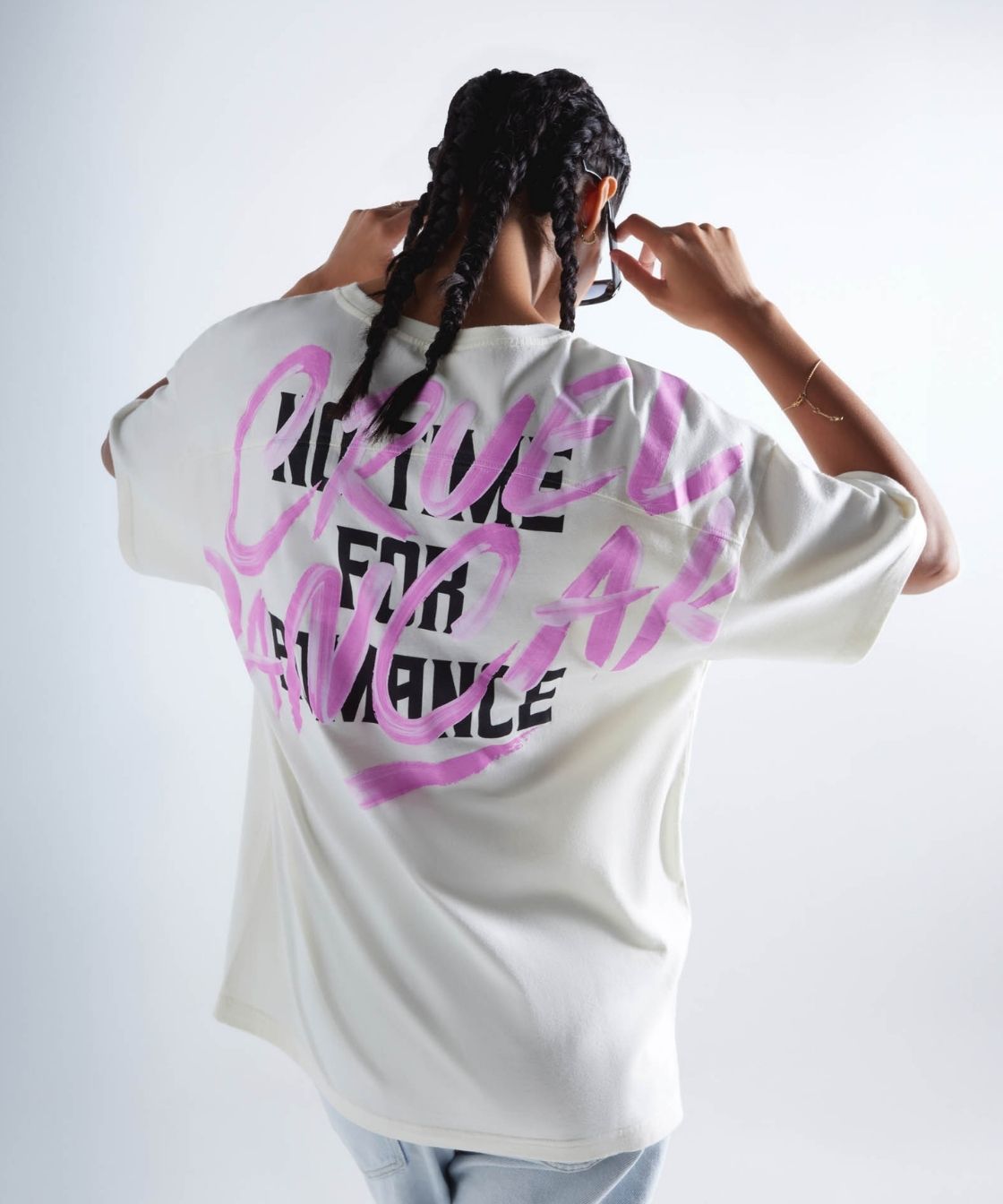 No Time for Romance T-shirt - Off white