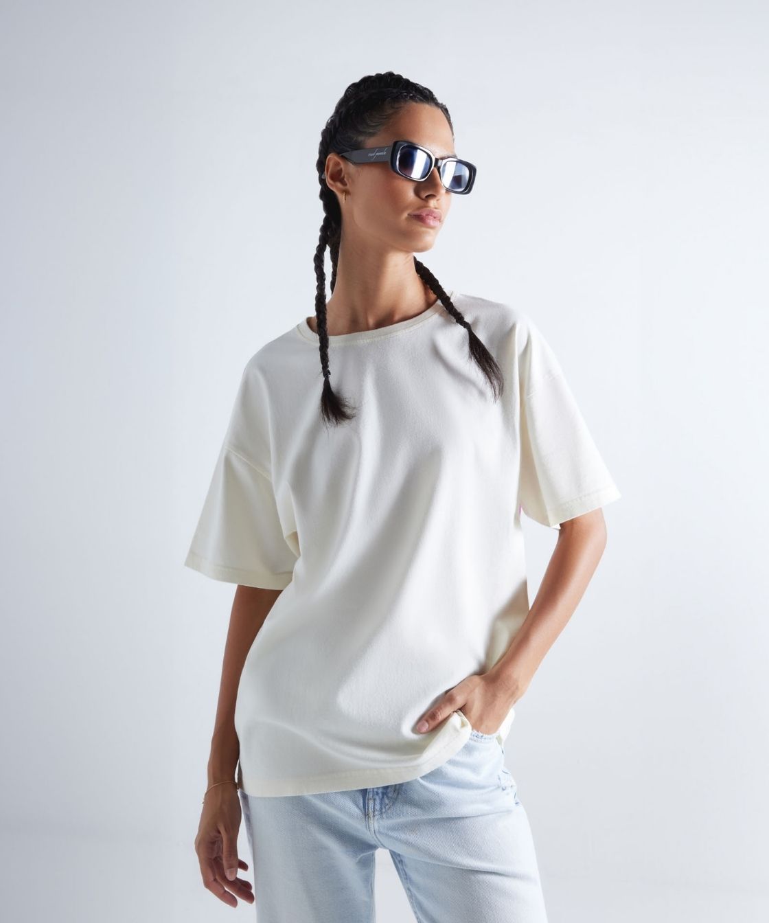 No Time for Romance T-shirt - Off white