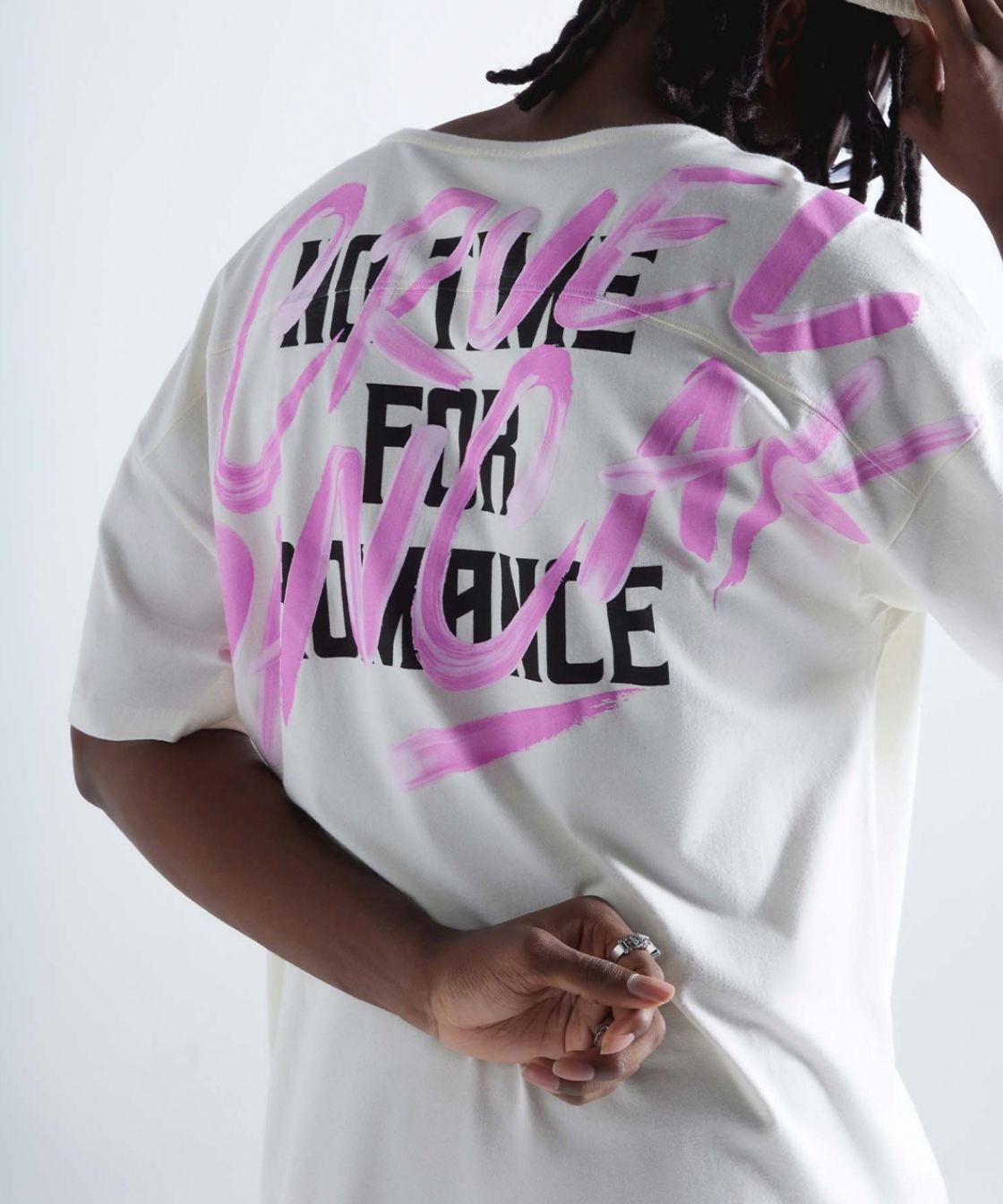 No Time for Romance T-shirt - Off white