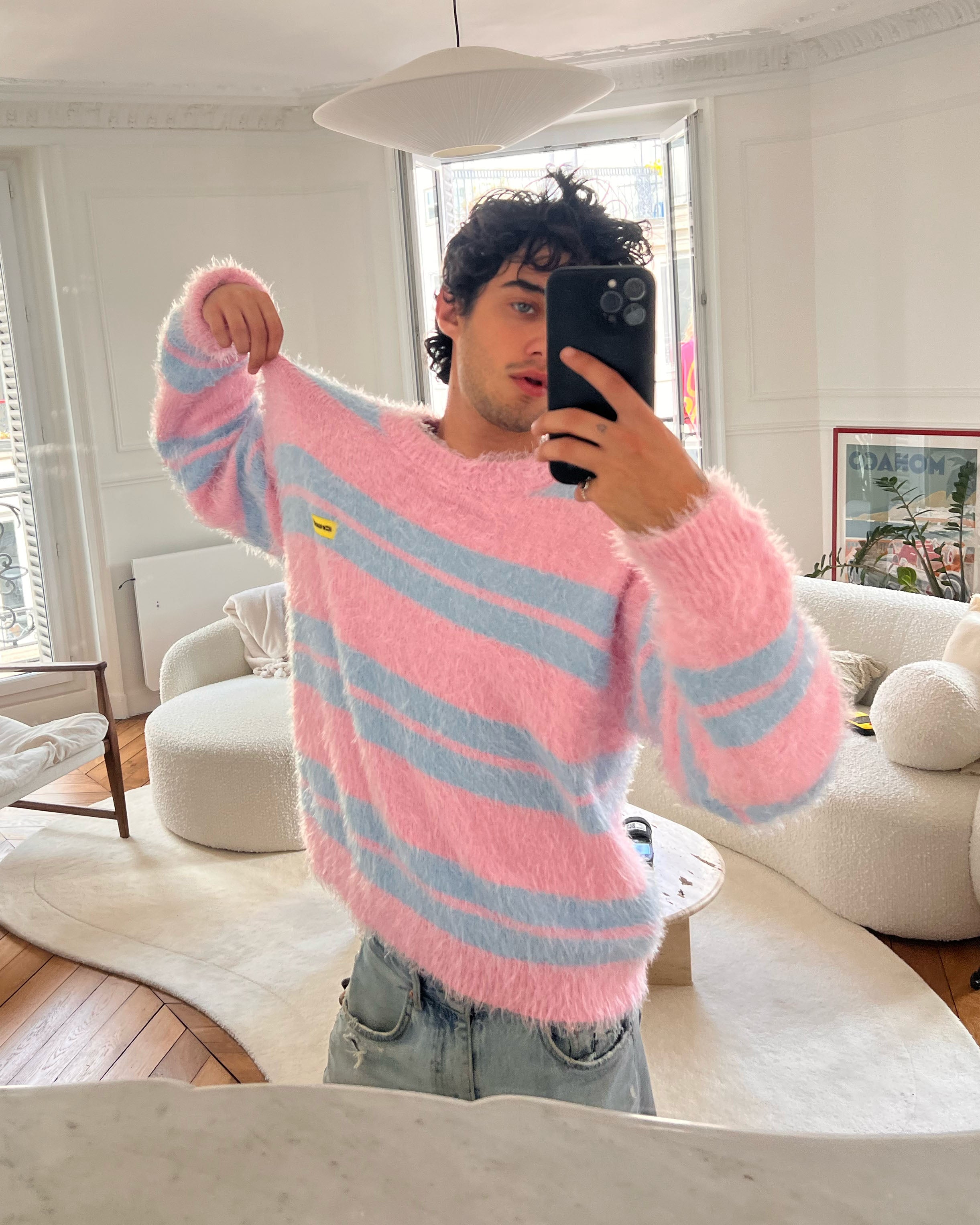 Pull knit rose