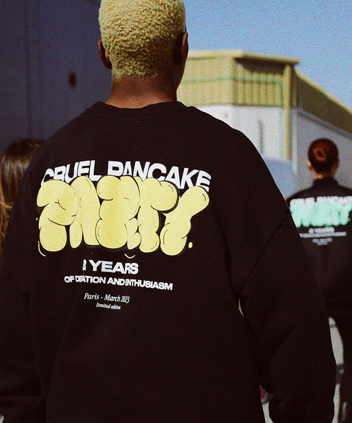Black party crewneck