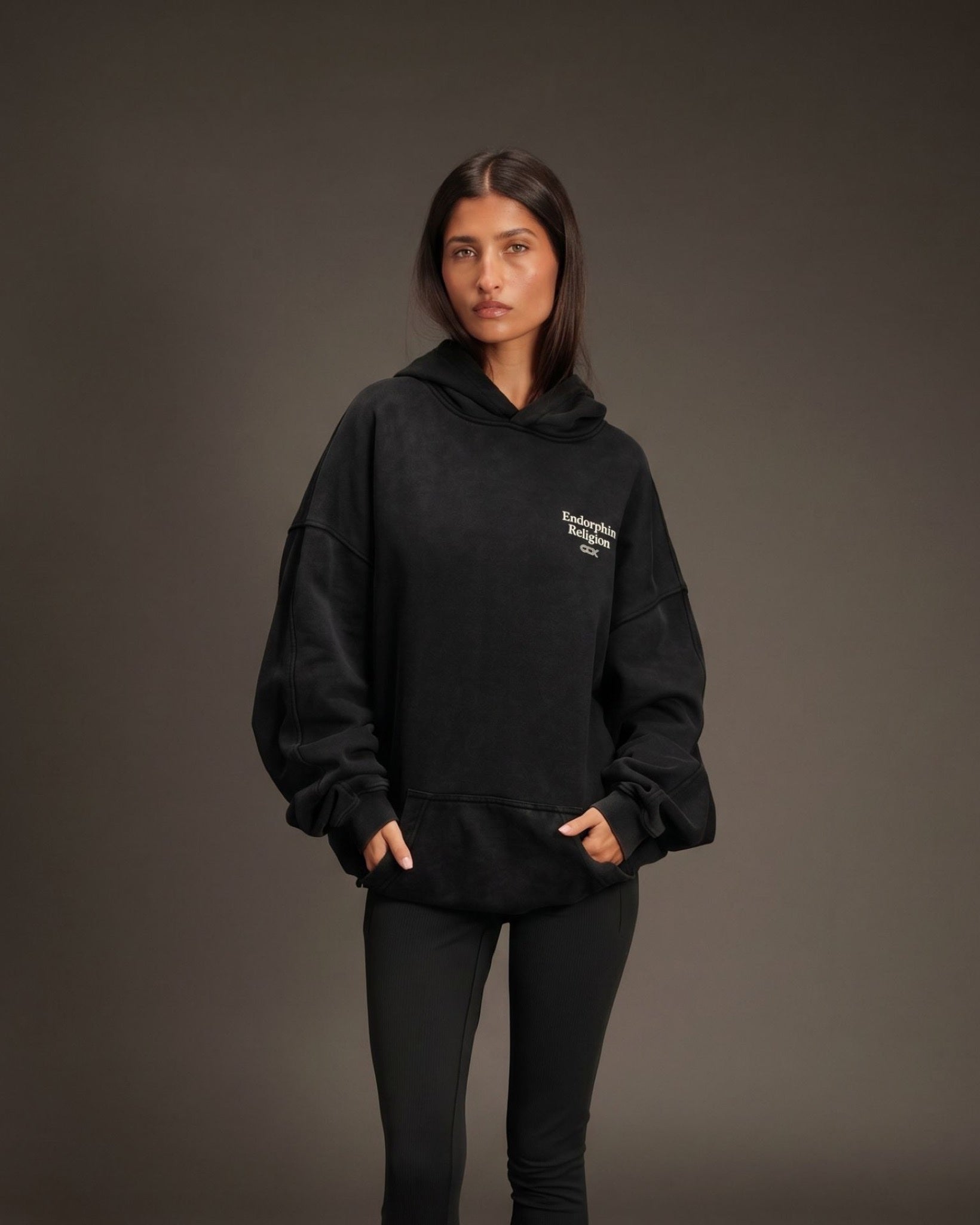 Hoodie noir Cruel Pancake Endorphin Religion Black Edition oversize coton — porté femme look streetwear oversize